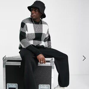 ASOS DESIGN knitted fluffy sweater in black & white checkerboard / Size XL